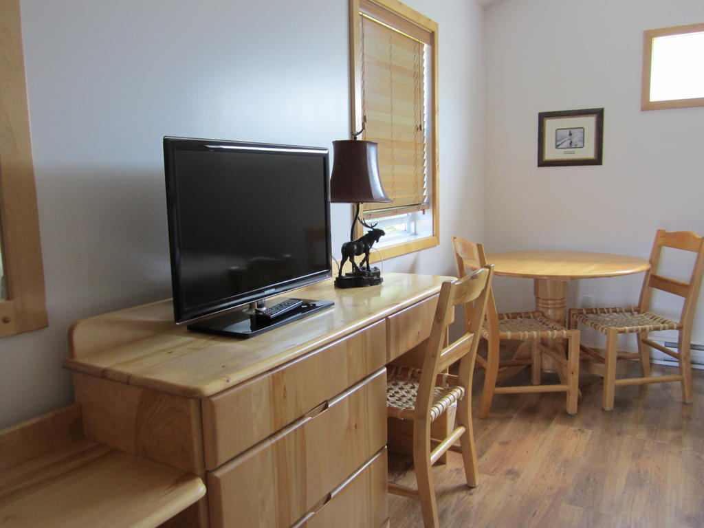 Beaver Creek Lodge And Cabins McBride Szoba fotó